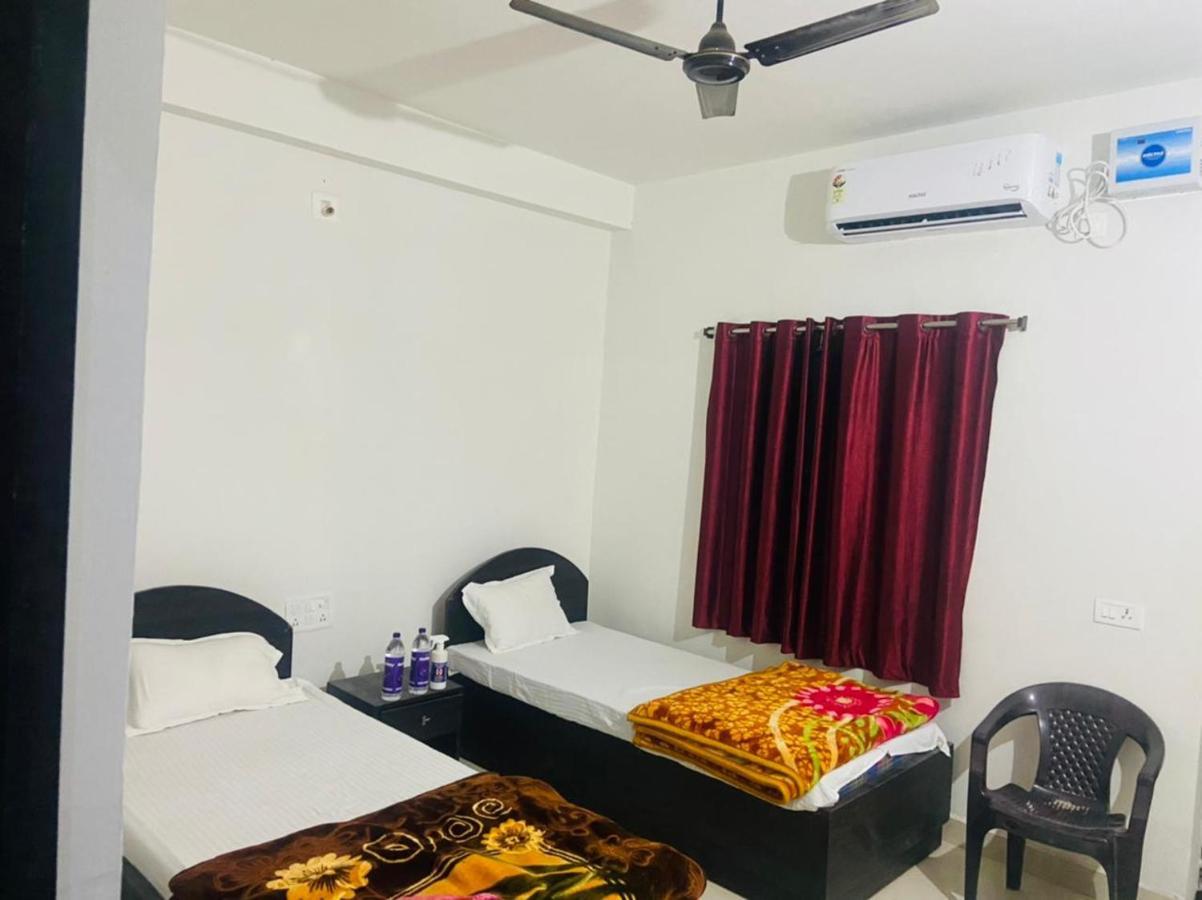 Gaurav Guest House Bodh Gaya Dış mekan fotoğraf